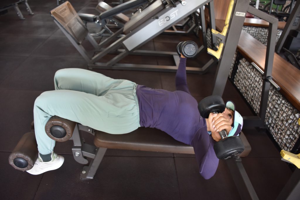 لت سیم‌کش دست باز (Wide-Grip Lat Pulldown)